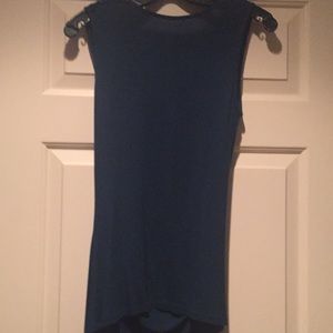 Elle Tahari Turquoise Top. Drapery Top and body.-S